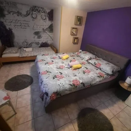 Apartment Robi- Swimming Pool And Beautiful Garden