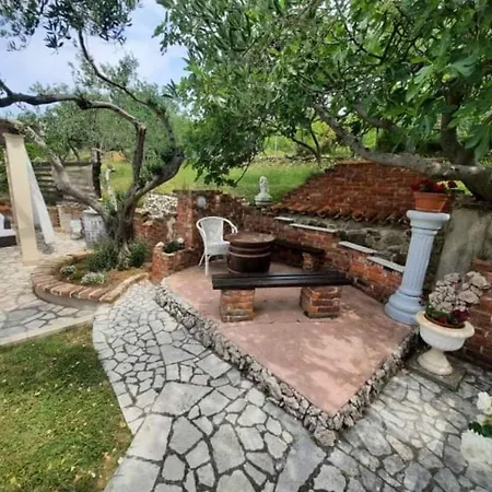 Apartment Robi- Swimming Pool And Beautiful Garden