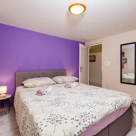 Roby Apartament Kampor