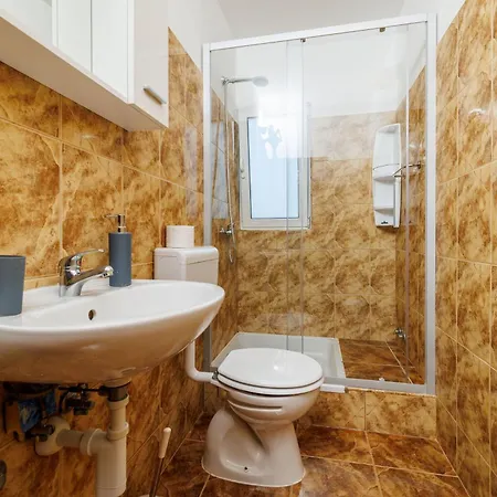 Roby Apartament *