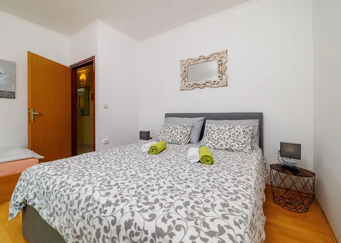 Roby Appartement Kampor